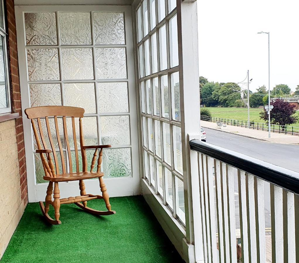 Beach Court Holiday Apartments Skegness Bagian luar foto