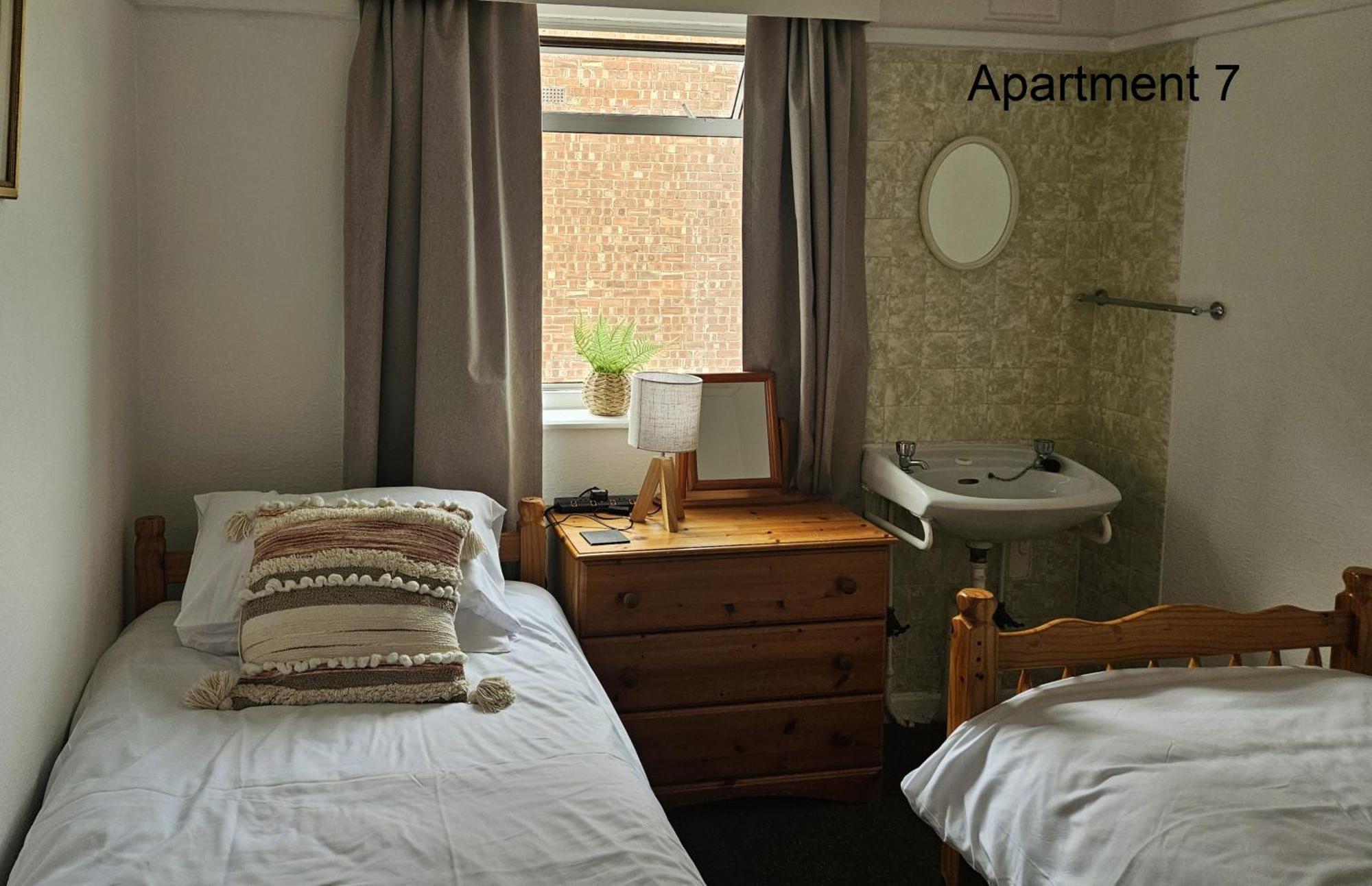 Beach Court Holiday Apartments Skegness Bagian luar foto